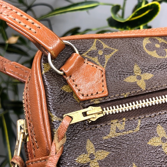 Sold - Picture 3 of 8